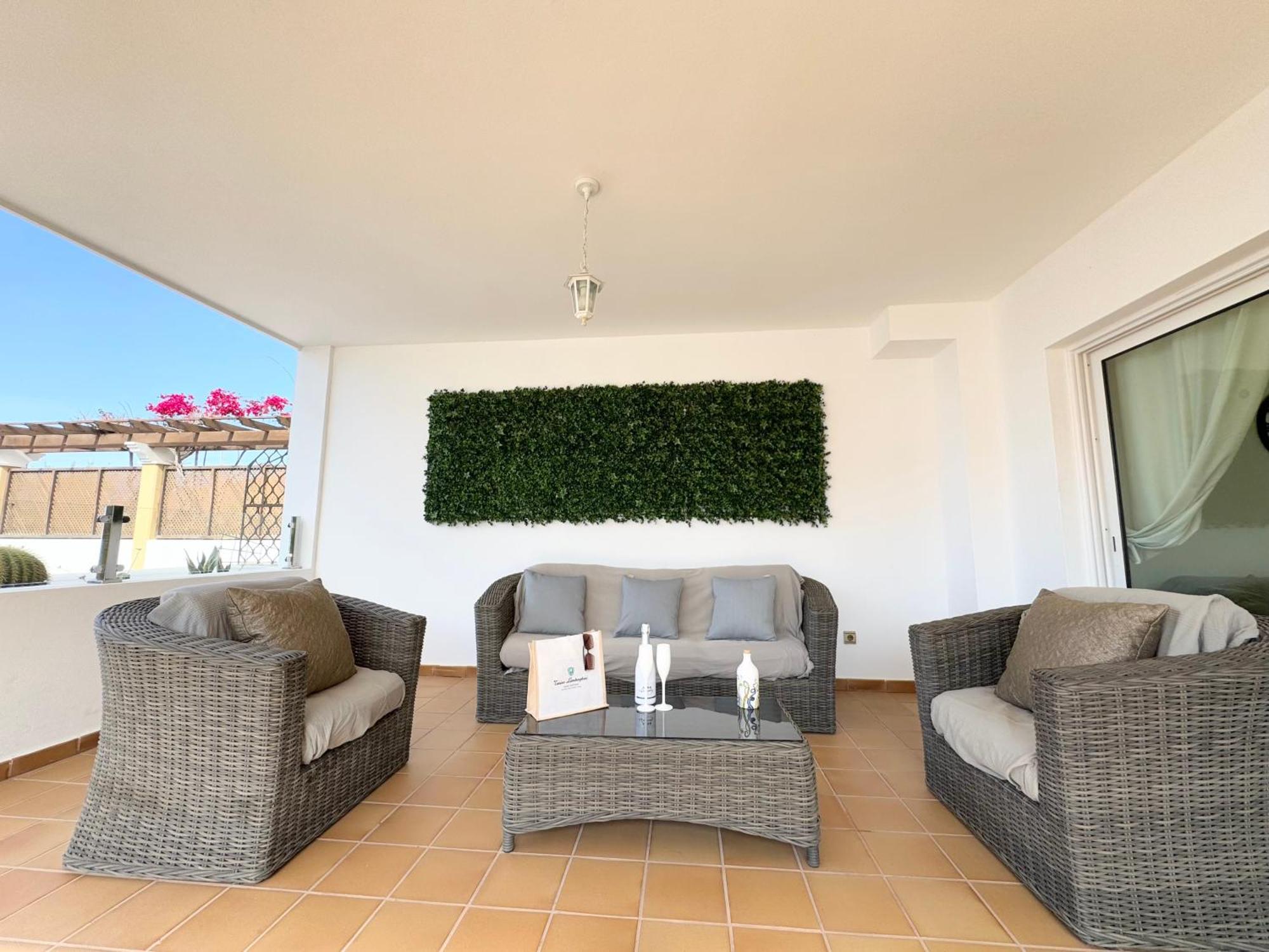 Villa Amorio A Spacious Modern Getaway With A Private Heated Pool & Sea Views 아데제 외부 사진